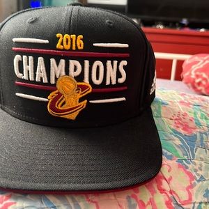 NWOT 2016  champions black basketball cap size 09/16